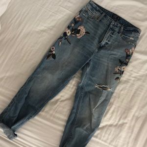Abercrombie and Fitch high rise girlfriend jeans